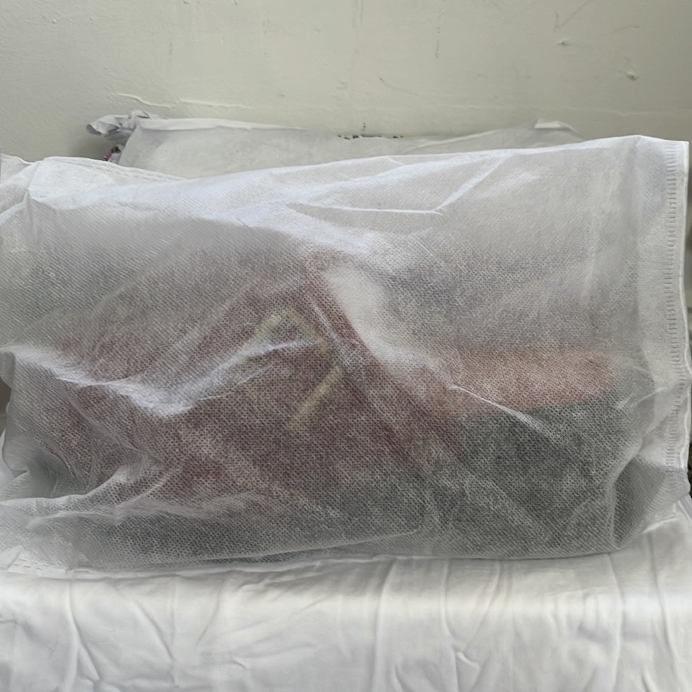 Shoes - Picture 7 of 9